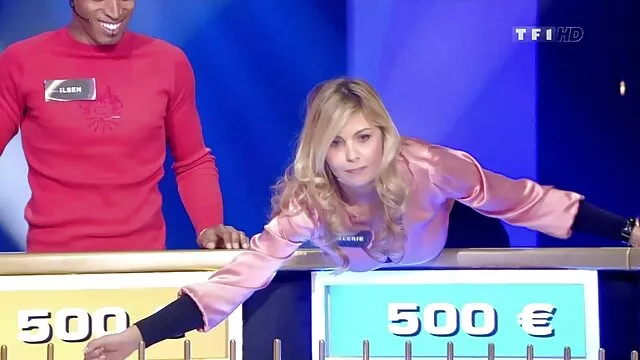 مشاعره بزرگ و دانلود فیلم سوپر زن شگفت انگیز