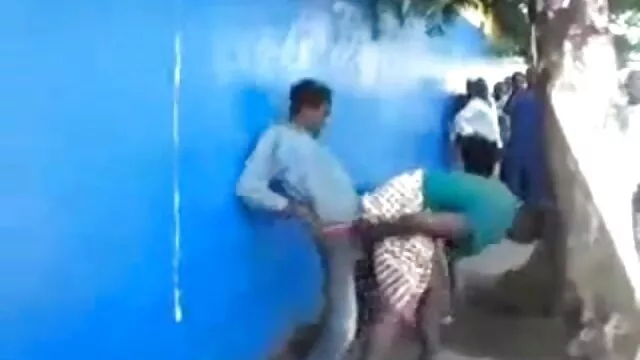 اشلین بروک خواننده هو فیلم سوپر سگ با زن را فاک می کند