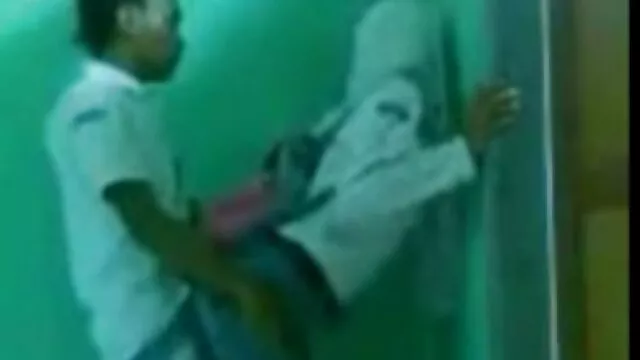 استخر استیسی فقط ابریشم فیلم اموزش سوپرزنان و ساتن دارد